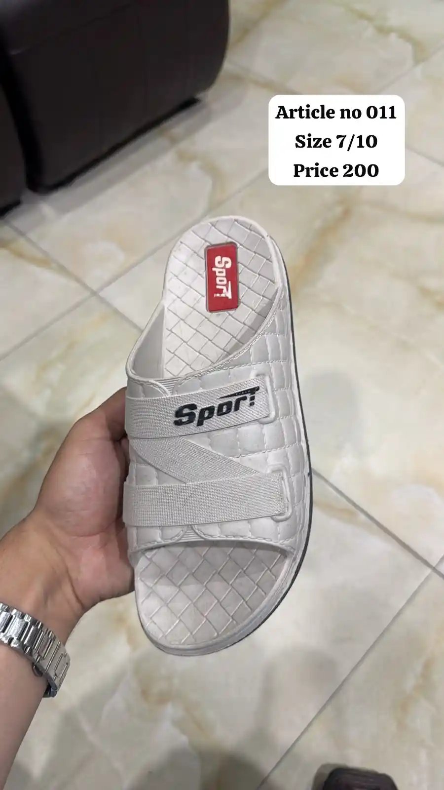 Article 011 white sports plastic slide